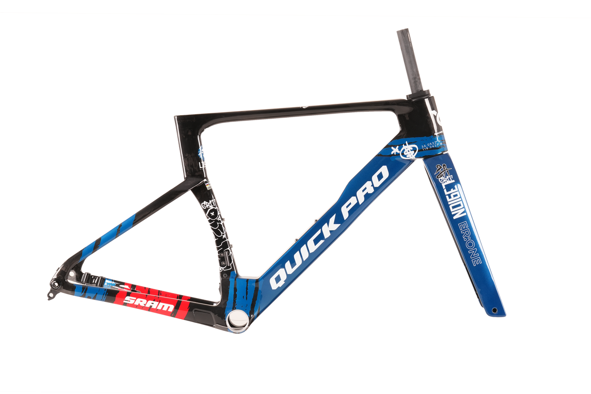 ER:ONE × L39ION FRAME