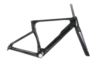 ER:ONE BLACK ON BLACK CUSTOM COLOR